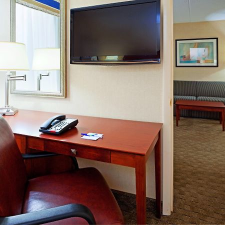 Holiday Inn Express Ramsey Mahwah By Ihg Luaran gambar